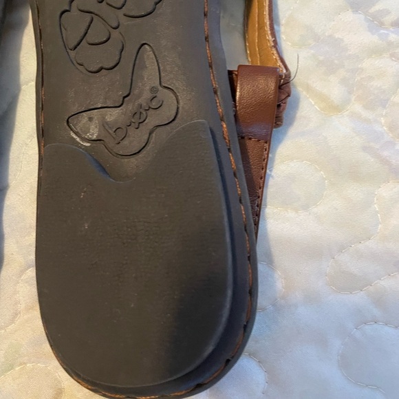 BOC Sandals - Picture 8 of 11